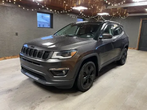 Gray 2020 Jeep Compass Altitude for sale in DuBois, PA