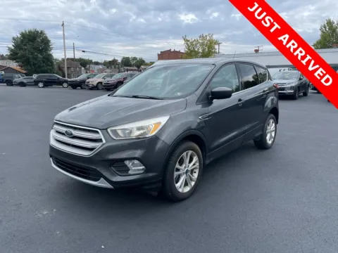 Gray 2019 Ford Escape SE for sale in DuBois, PA