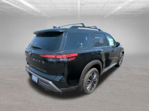 More photos of 2026 Nissan Pathfinder Platinum at Clement Nissan of Mansfield, OH