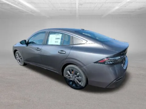 Photos of 2026 Nissan Sentra SL for sale in Mansfield, OH at Clement Nissan of Mansfield