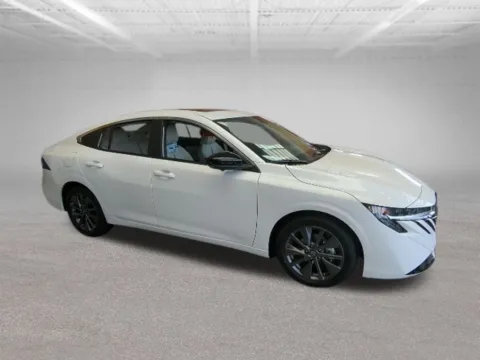 More photos of 2026 Nissan Sentra SL at Clement Nissan of Mansfield, OH