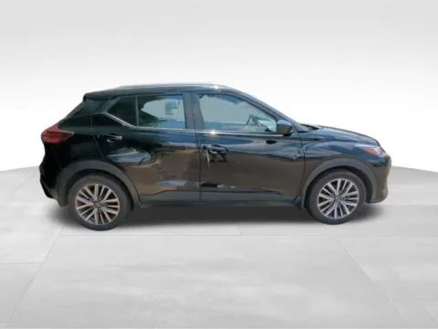 More photos of 2022 Nissan Kicks SV at Clement Nissan of Mansfield, OH