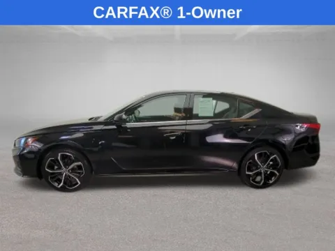 Black 2024 Nissan Altima 2.5 SR for sale in Mansfield, OH