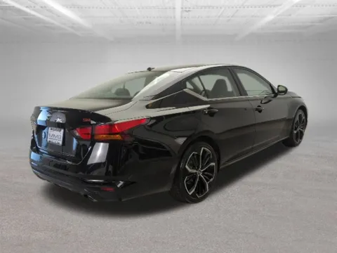More photos of 2024 Nissan Altima 2.5 SR at Clement Nissan of Mansfield, OH