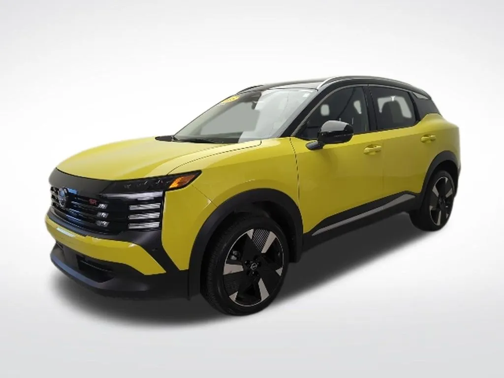 Yellow 2025 Nissan Kicks SR for sale in Mansfield, OH