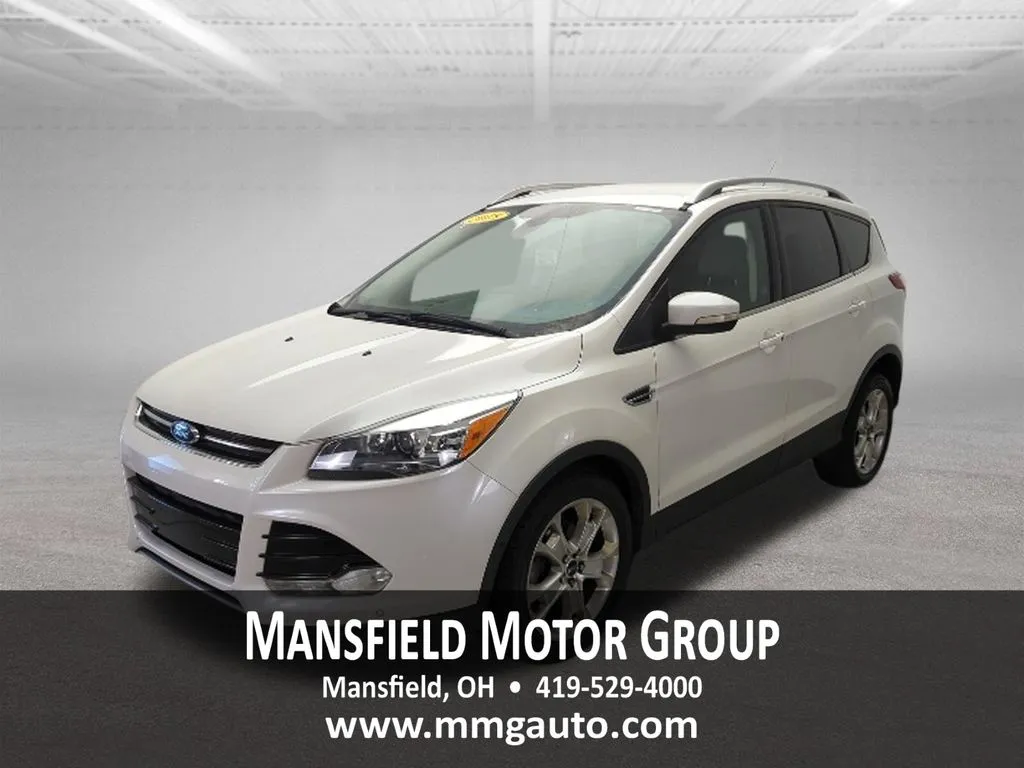 White 2015 Ford Escape Titanium for sale in Mansfield, OH