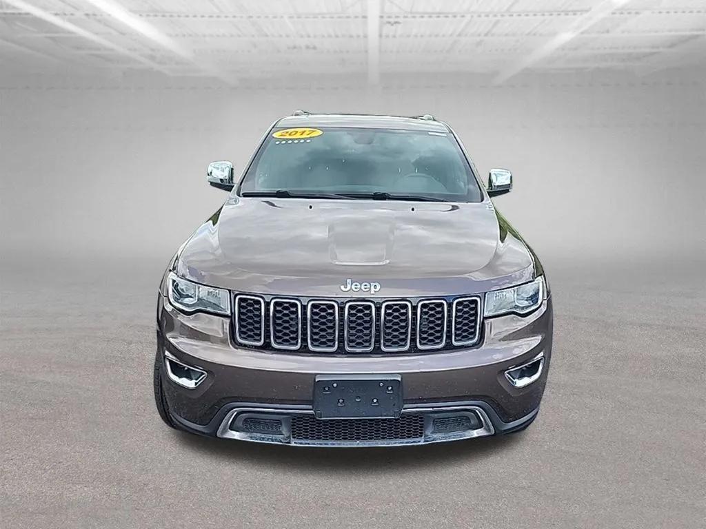 Brown 2017 Jeep Grand Cherokee Limited for sale in Mansfield, OH