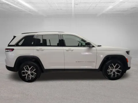 More photos of 2023 Jeep Grand Cherokee Limited at Clement Nissan of Mansfield, OH