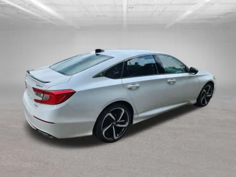 More photos of 2022 Honda Accord Sedan Sport at Clement Honda of Mansfield, OH