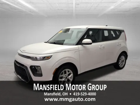 White 2022 Kia Soul S for sale in Mansfield, OH