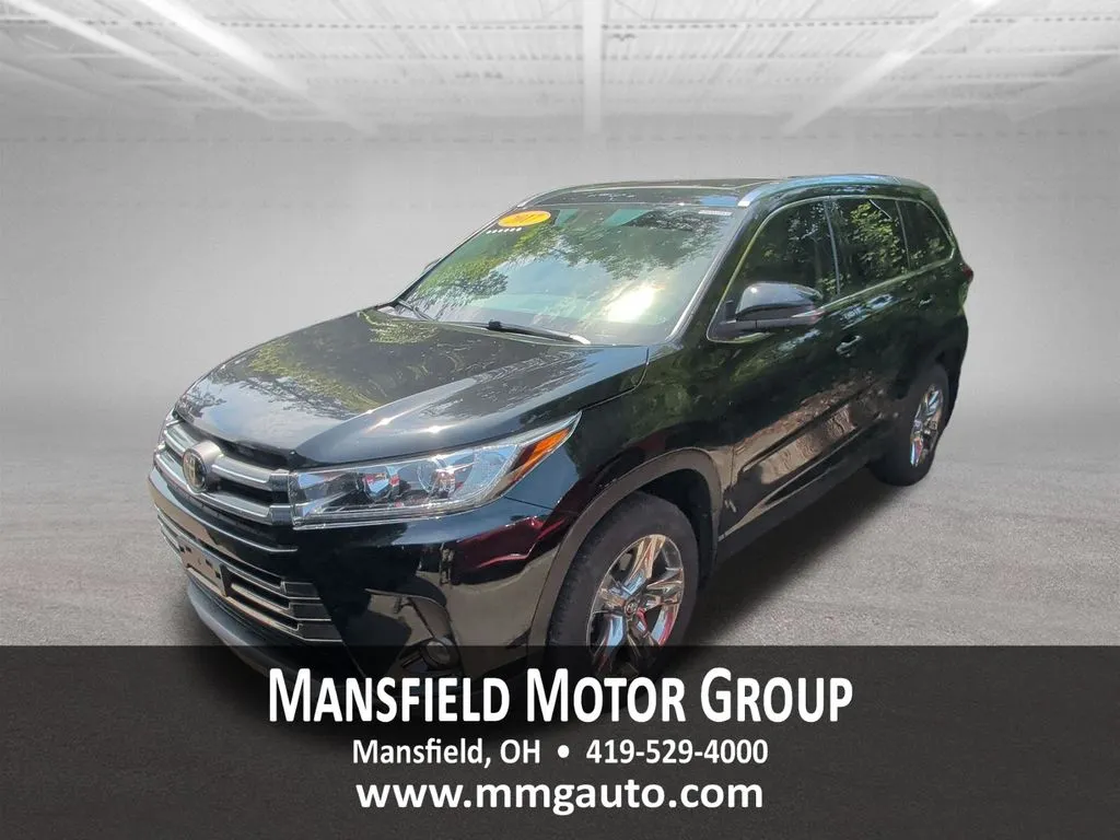 Black 2017 Toyota Highlander Limited Platinum for sale in Mansfield, OH