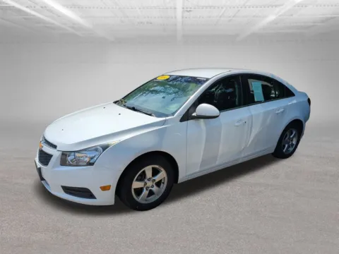 More photos of 2014 Chevrolet Cruze 1LT at Clement Volvo Cars Mansfield, OH
