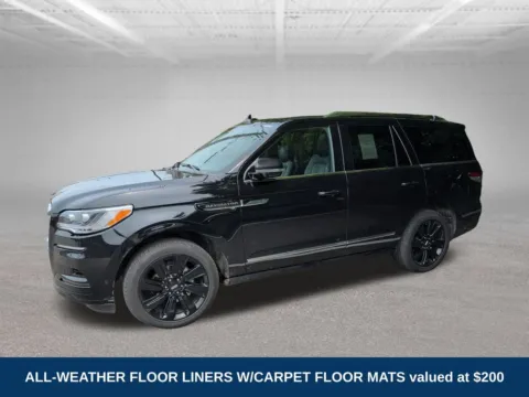 More photos of 2023 Lincoln Navigator Reserve at Clement Volvo Cars Mansfield, OH