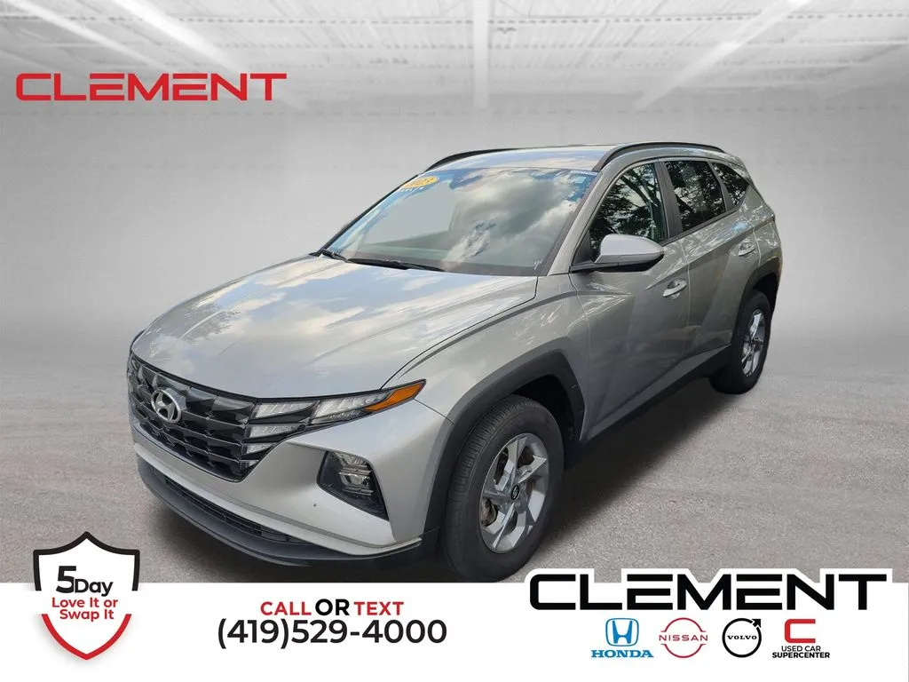 Silver 2023 Hyundai Tucson SEL for sale in Mansfield, OH