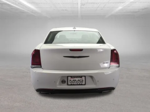 More photos of 2022 Chrysler 300 Touring at Clement Volvo Cars Mansfield, OH