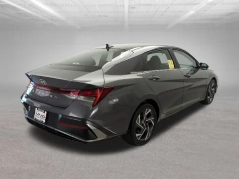 More photos of 2025 Hyundai Elantra SEL Convenience at Clement Volvo Cars Mansfield, OH