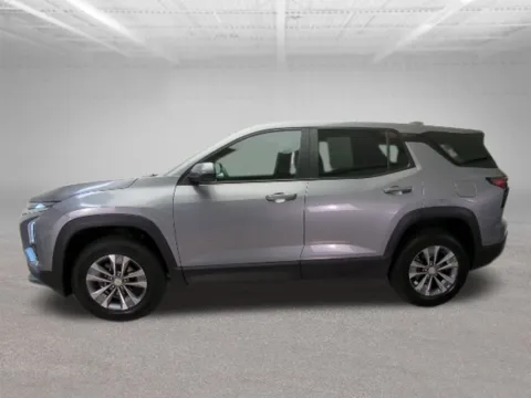 Photos of 2025 Chevrolet Equinox LT for sale in Mansfield, OH at Clement Volvo Cars Mansfield