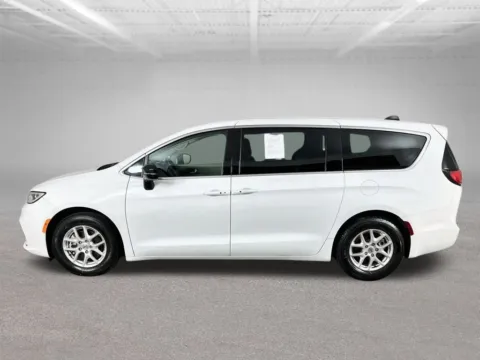 More photos of 2024 Chrysler Pacifica Touring L at Clement Volvo Cars Mansfield, OH