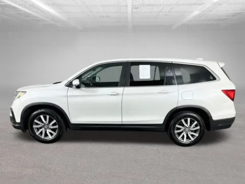 More photos of 2021 Honda Pilot EX-L at Clement Volvo Cars Mansfield, OH