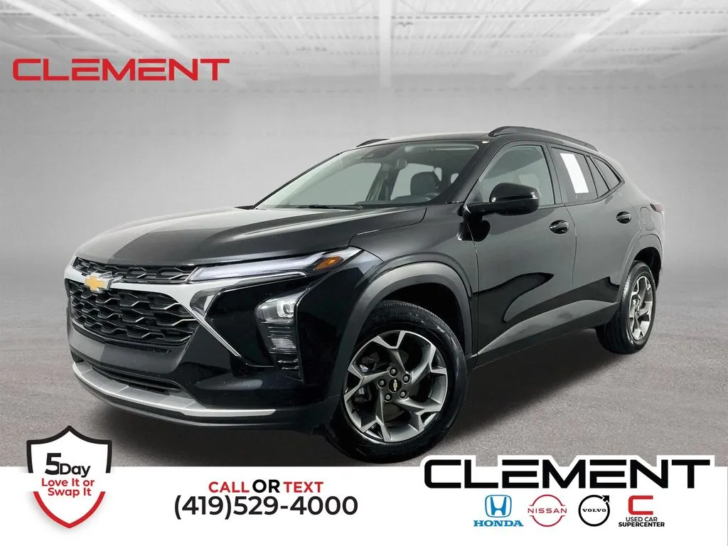 Black 2025 Chevrolet Trax LT for sale in Mansfield, OH