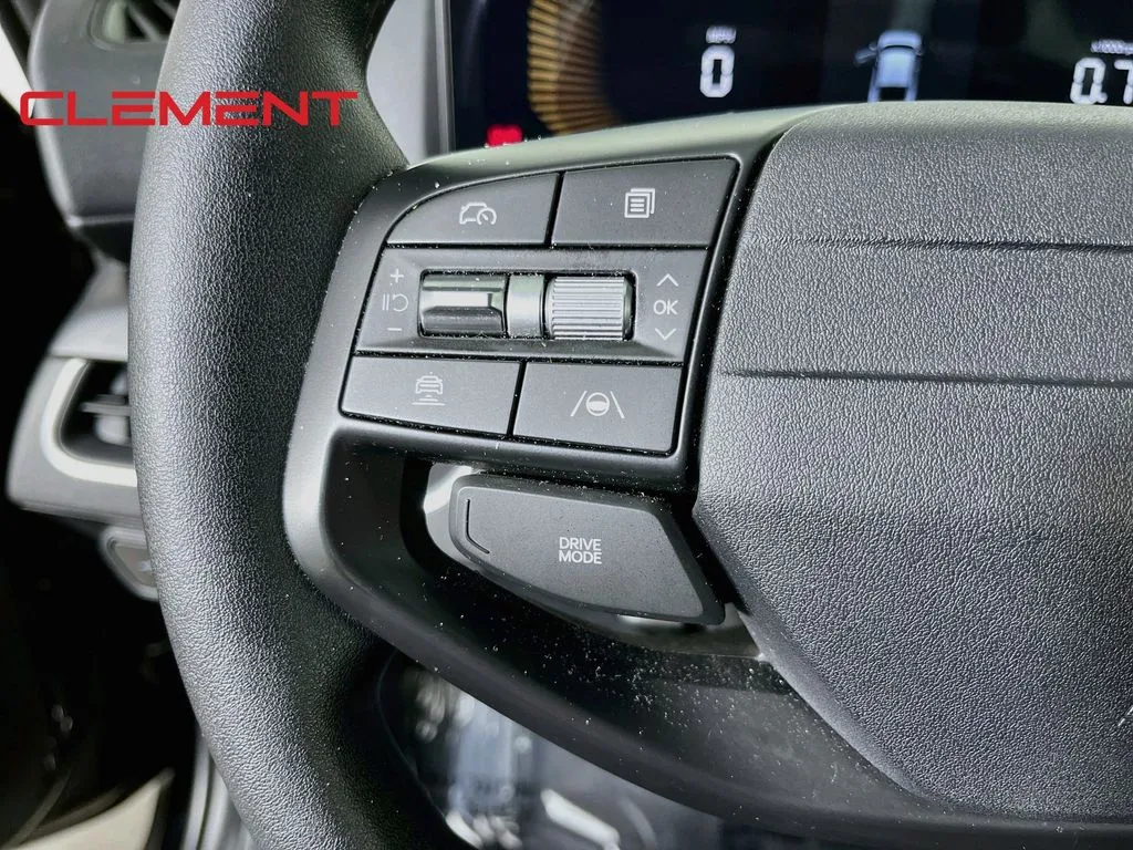 2025 Kia K4 LXS - Photo 13
