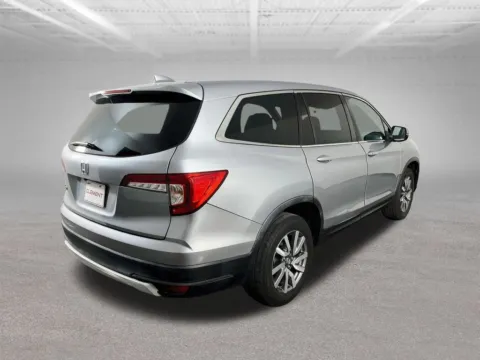 More photos of 2021 Honda Pilot EX-L at Clement Volvo Cars Mansfield, OH