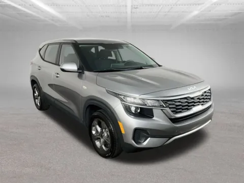 Another view of 2022 Kia Seltos LX for sale in Mansfield, OH at Clement Volvo Cars Mansfield