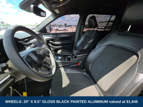 Another view of 2023 Jeep Grand Cherokee L Altitude for sale in Mansfield, OH at Clement Volvo Cars Mansfield
