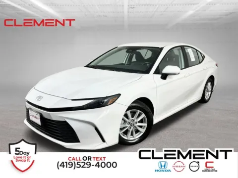 White 2025 Toyota Camry LE for sale in Mansfield, OH