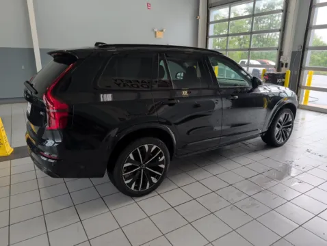 More photos of 2026 Volvo XC90 B6 Ultra at Clement Volvo Cars Mansfield, OH