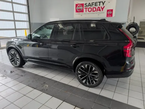 Another view of 2026 Volvo XC90 B6 Ultra for sale in Mansfield, OH at Clement Volvo Cars Mansfield
