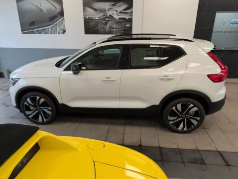 Photos of 2026 Volvo XC40 B5 Plus for sale in Mansfield, OH at Clement Volvo Cars Mansfield