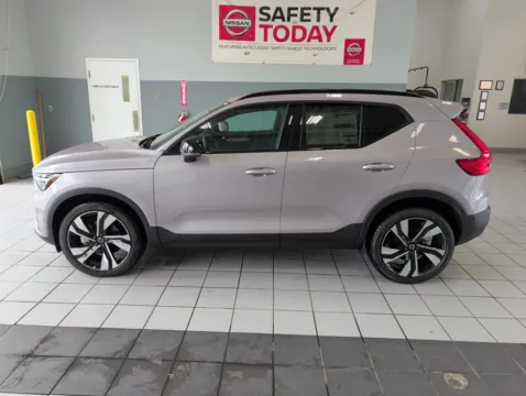 Photos of 2026 Volvo XC40 B5 Ultra for sale in Mansfield, OH at Clement Volvo Cars Mansfield
