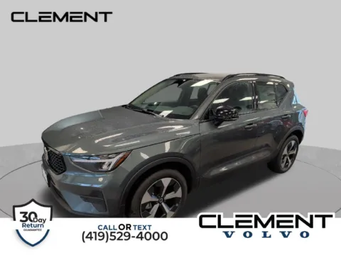 Green 2026 Volvo XC40 B5 Core for sale in Mansfield, OH