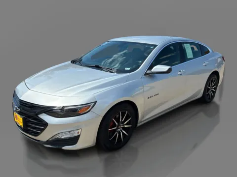 Silver 2021 Chevrolet Malibu 4dr Sdn LT for sale in Sedalia, MO