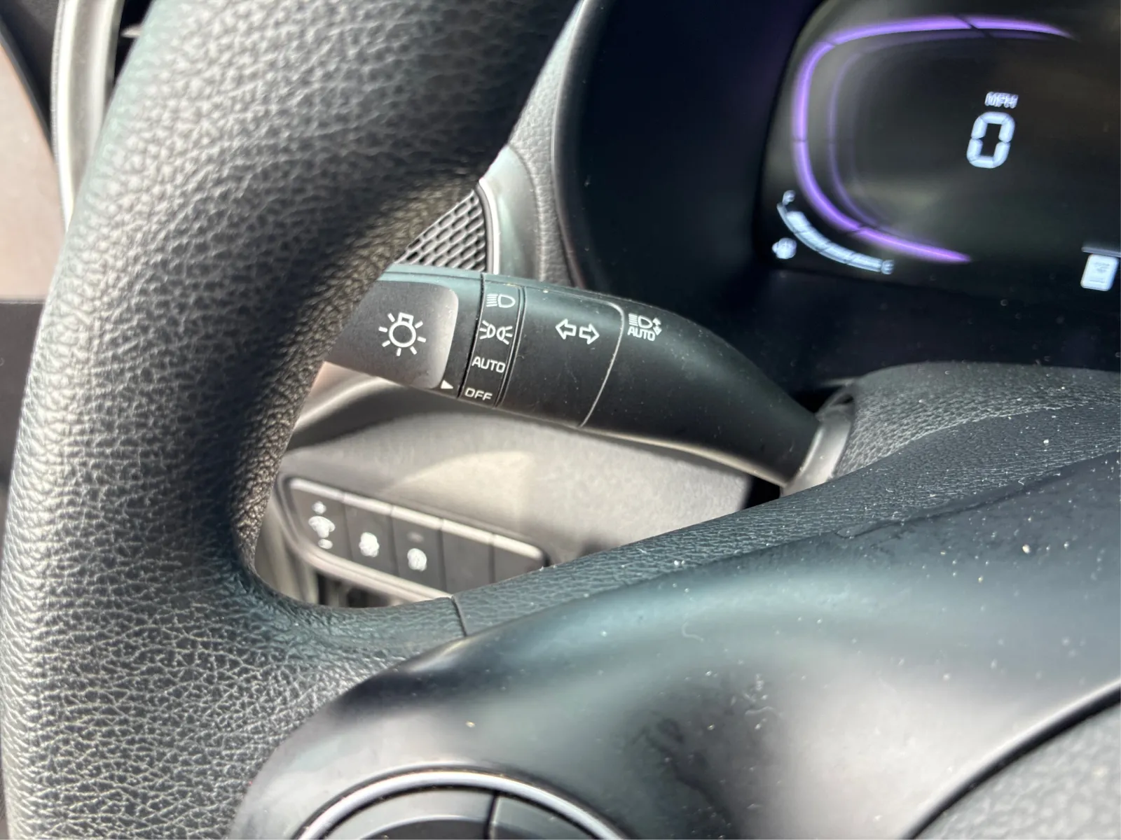 2025 Kia Soul LX - Photo 17
