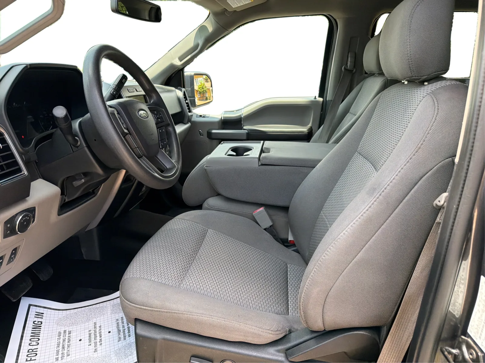 Ford F-150 photo 9
