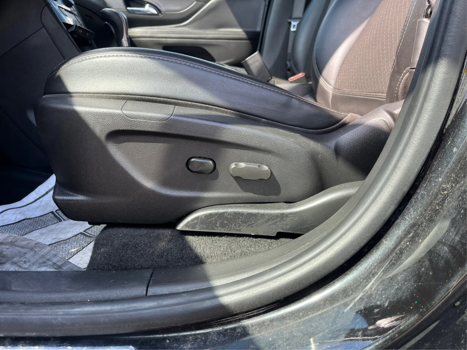 Buick Encore photo 19
