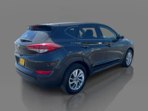 More photos of 2017 Hyundai Tucson 4d SUV FWD SE at 5 Star Auto Plaza - Sedalia, MO