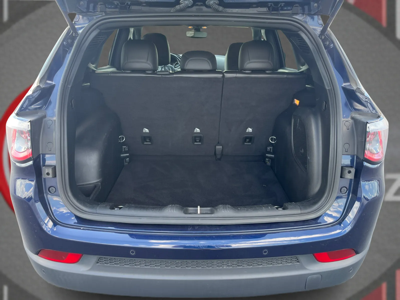Jeep Compass photo 13