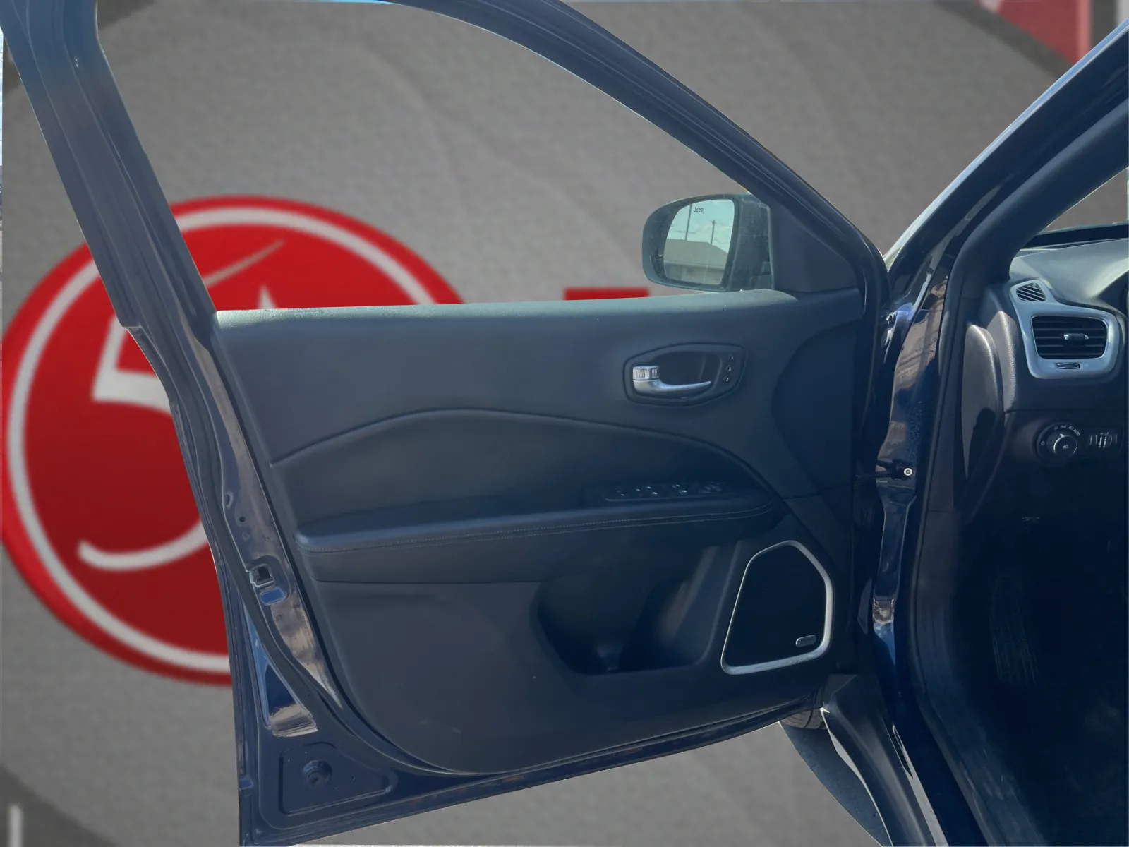 Jeep Compass photo 20