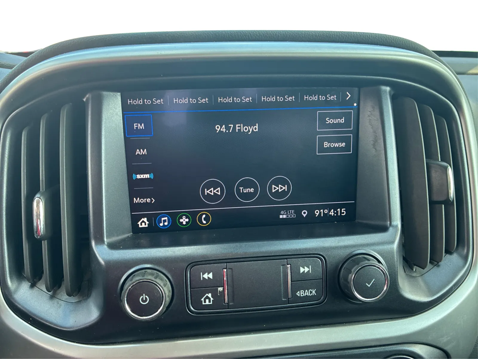Chevrolet Colorado photo 11
