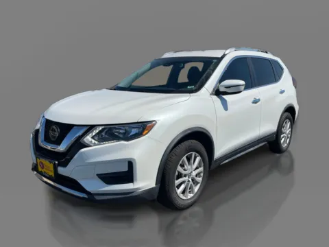 White 2020 Nissan Rogue 4d SUV AWD SV for sale in Sedalia, MO