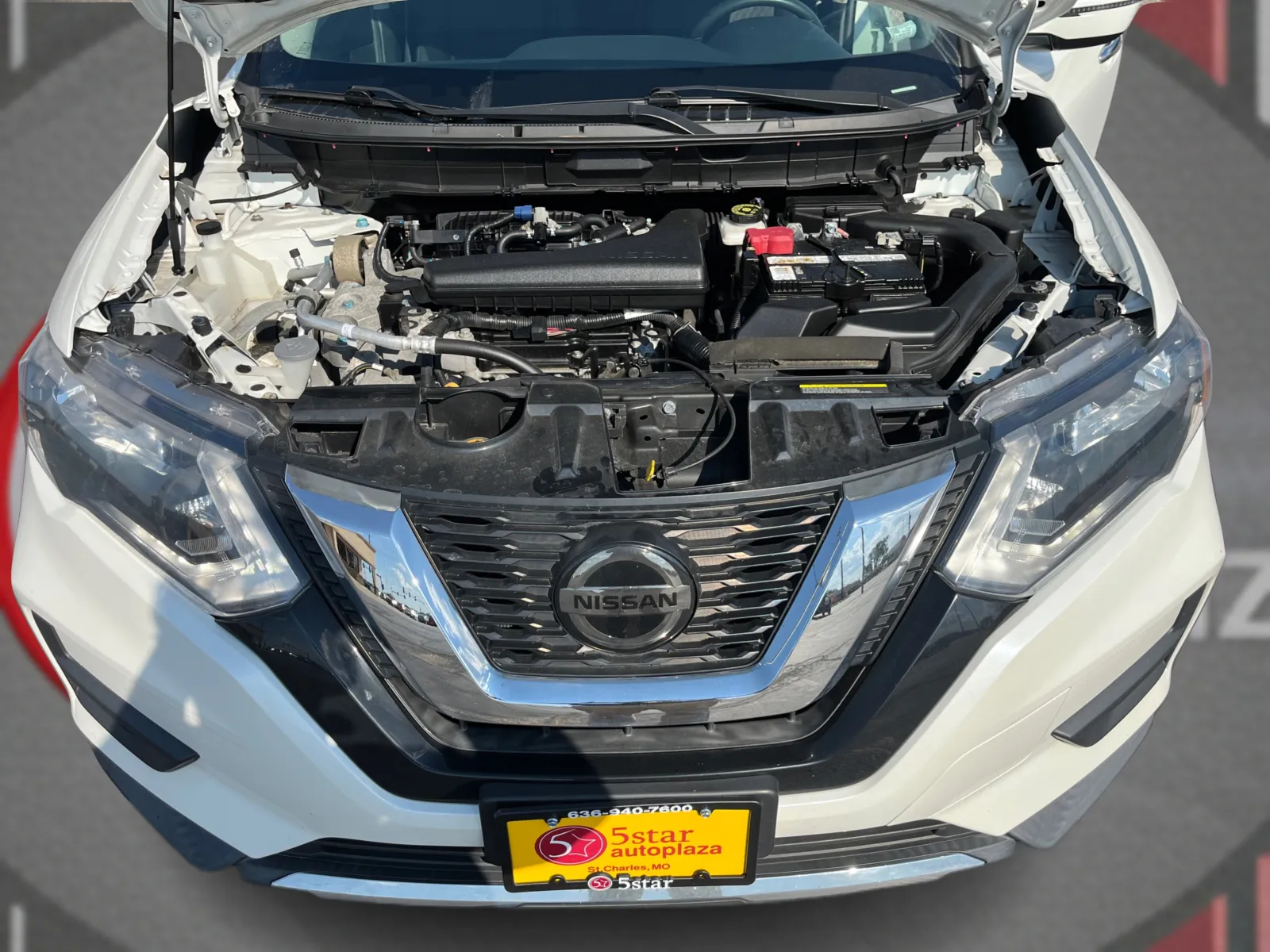 Nissan Rogue photo 11