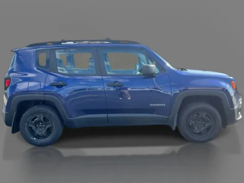 More photos of 2017 Jeep Renegade 4d SUV 4WD Sport at 5 Star Auto Plaza - Sedalia, MO