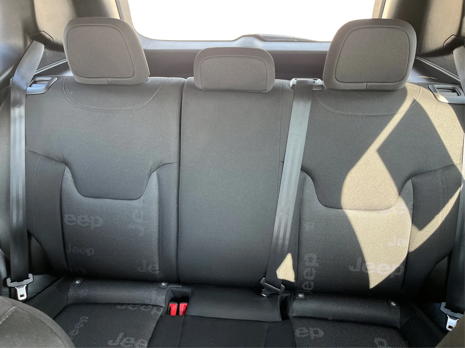 Jeep Renegade photo 15