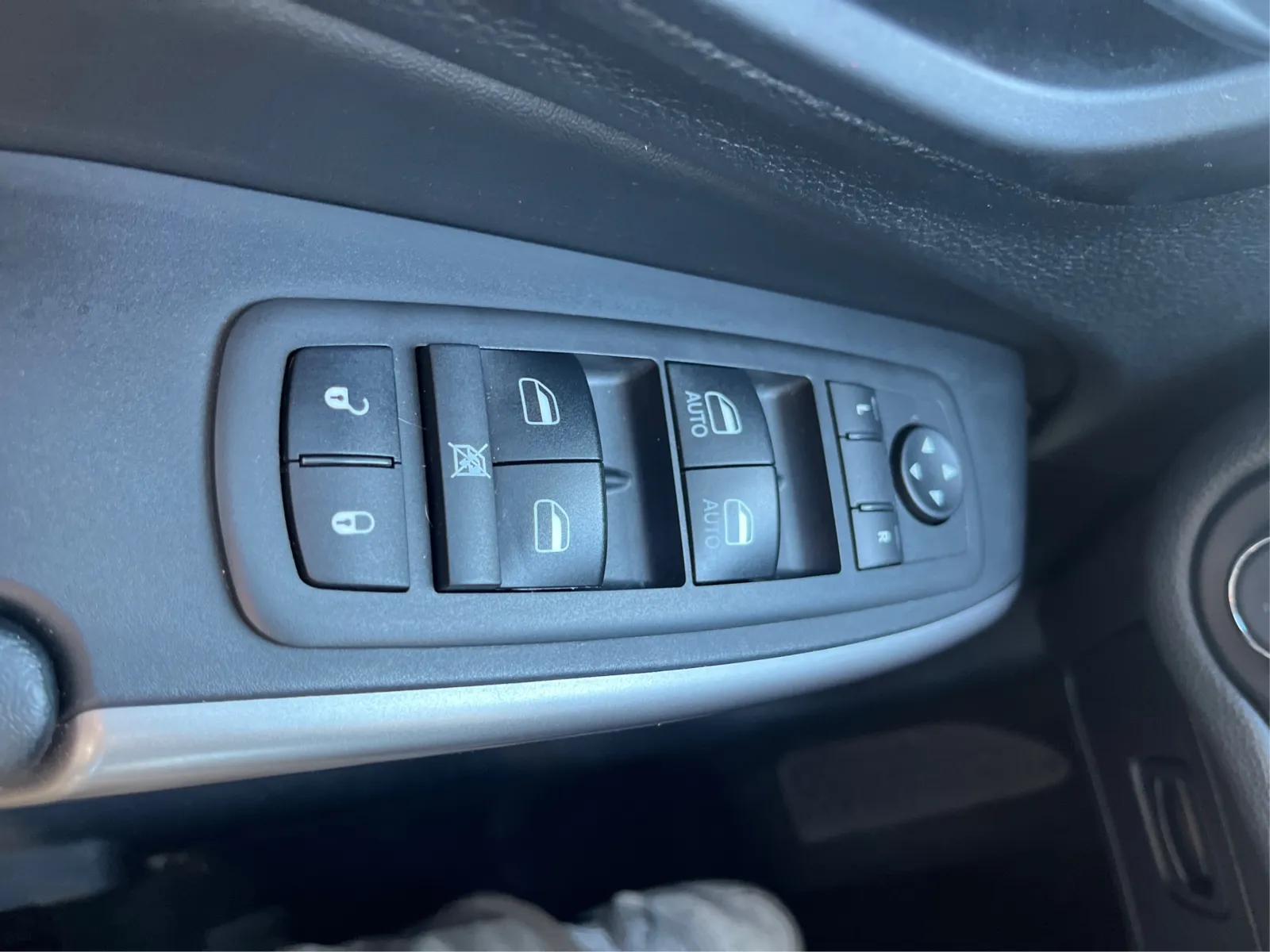 Jeep Cherokee photo 19