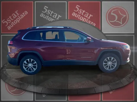 More photos of 2021 Jeep Cherokee Latitude Lux 4x4 at 5 Star Auto Plaza - Sedalia, MO