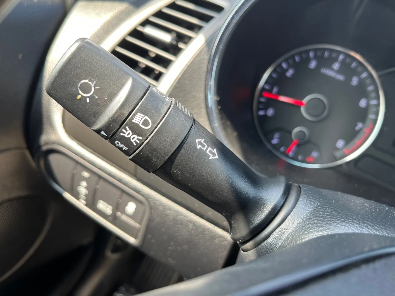 Kia Forte photo 18