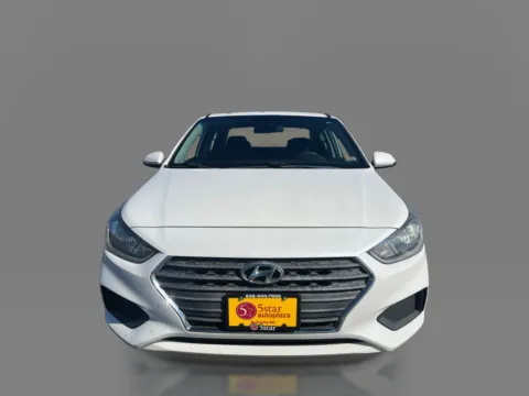 Photos of 2018 Hyundai Accent 4d Sedan SE Auto for sale in Sedalia, MO at 5 Star Auto Plaza - Sedalia